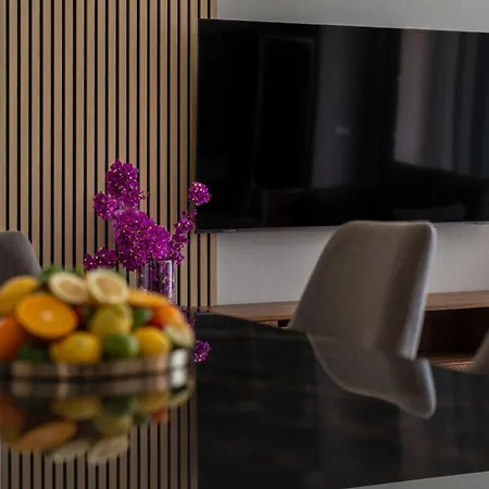 Torre Sakura דירה בנידורם