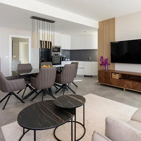 Torre Sakura Apartment Benidorm